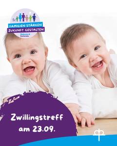 Quelle: Diakonisches Werk Karlsruhe Zwei Zwillingsbabies lächeln in die Kamera. Werbung für den Zwillingstreff im September